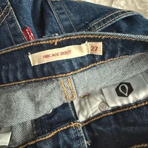 These are perfect nice jeans to go out and style them